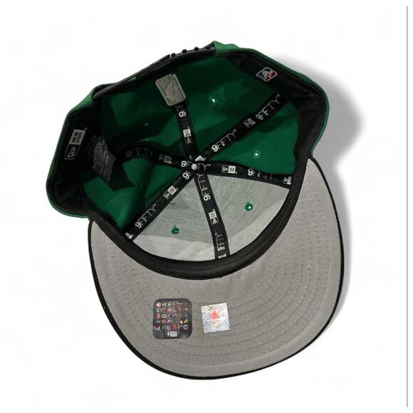 Boston Celtics Snapback Hat x New Era 9FIFTY 2024 NBA Finals Champions Cap Green - Picture 2 of 5